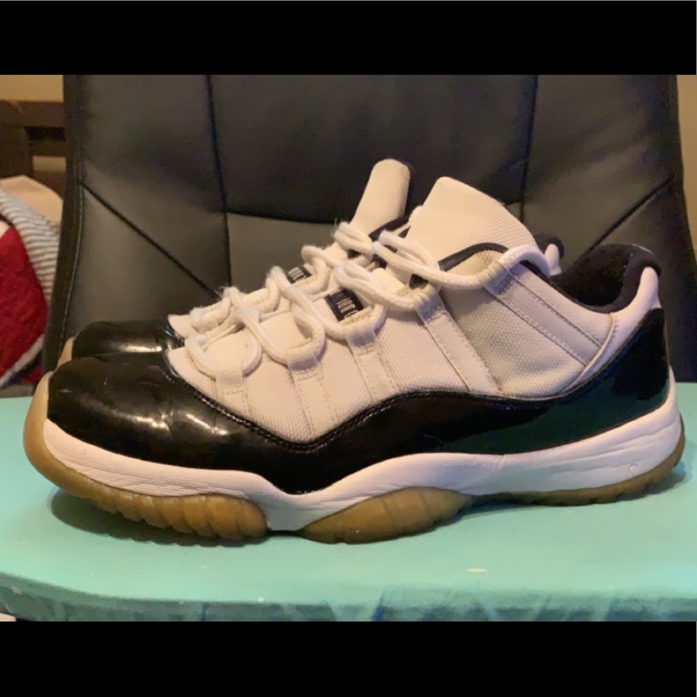 Jordan 11 Concord Lows Size. 11.5